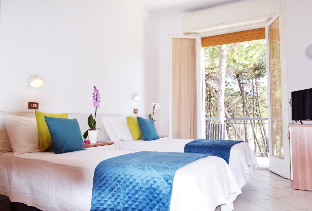 Hotel Elefantino Grey - Free Breakfast & Brunch Until 13-00 - Vicinissimi A Mirabilandia Milano Marittima Exterior photo