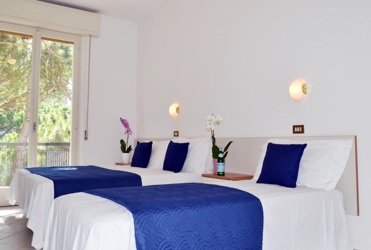 Hotel Elefantino Grey - Free Breakfast & Brunch Until 13-00 - Vicinissimi A Mirabilandia Milano Marittima Exterior photo